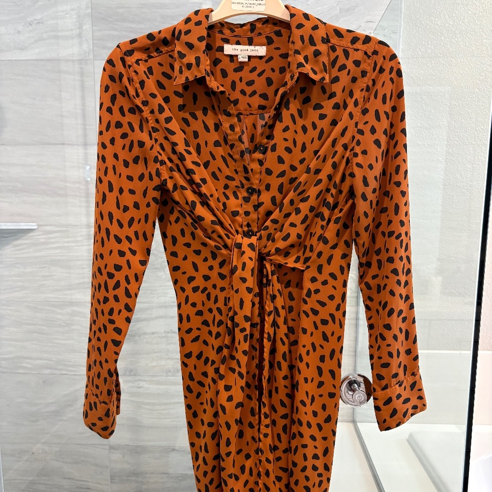 Leopard print tie front dress